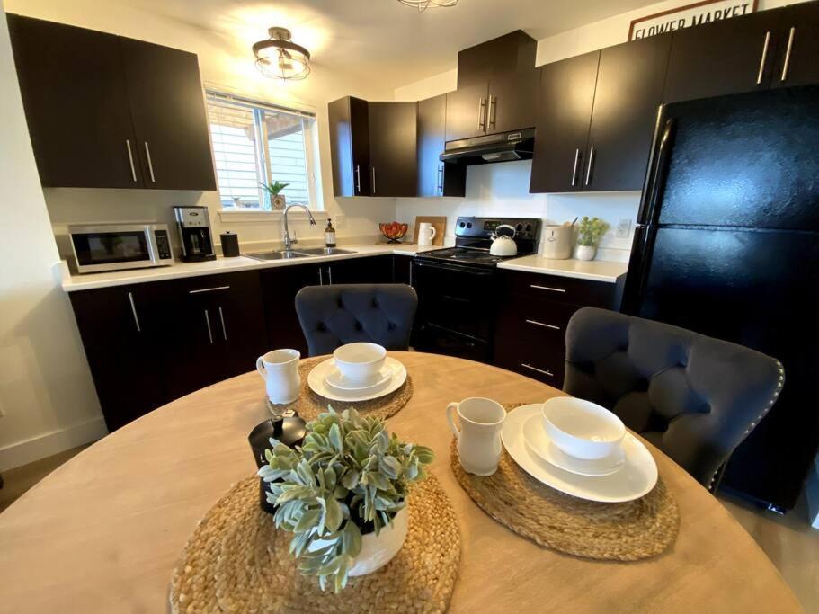 Cozy Lakeview Suite Victoria Kültér fotó